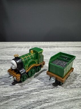 Thomas & Friends | Emily Engine & Tender (2013) - Collectible Die-Cast Train
